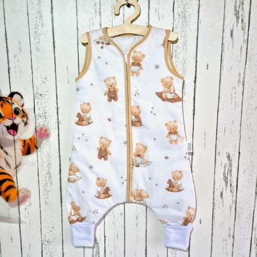 Śpiworek z nogawkami wzór - Misio na bujaku